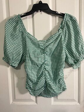 Green Gingham Puff-Sleeve Ruched Blouse